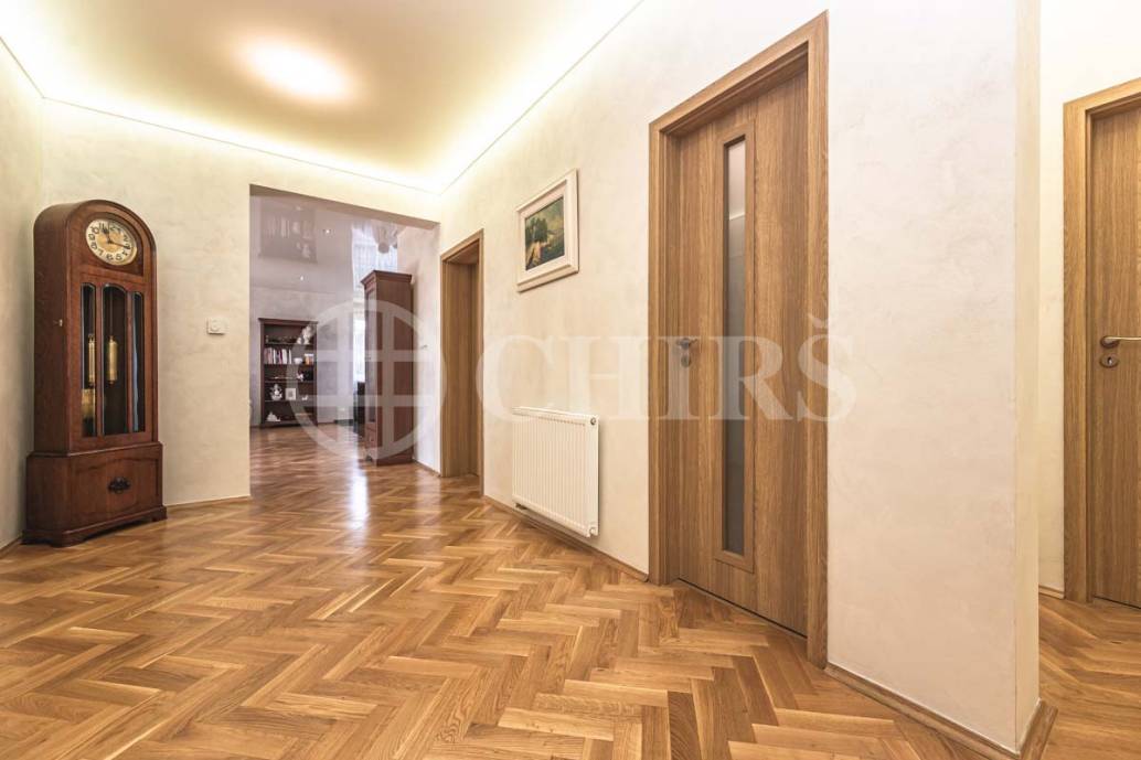 Prodej rodinného domu 4+kk, OV, 180m2, Noutonice 113, Lichoceves, Praha - západ