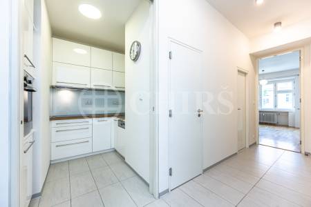 Pronájem bytu 3+kk, 74 m², sklep, ul. Zelená 944/5, Praha 6 – Bubeneč