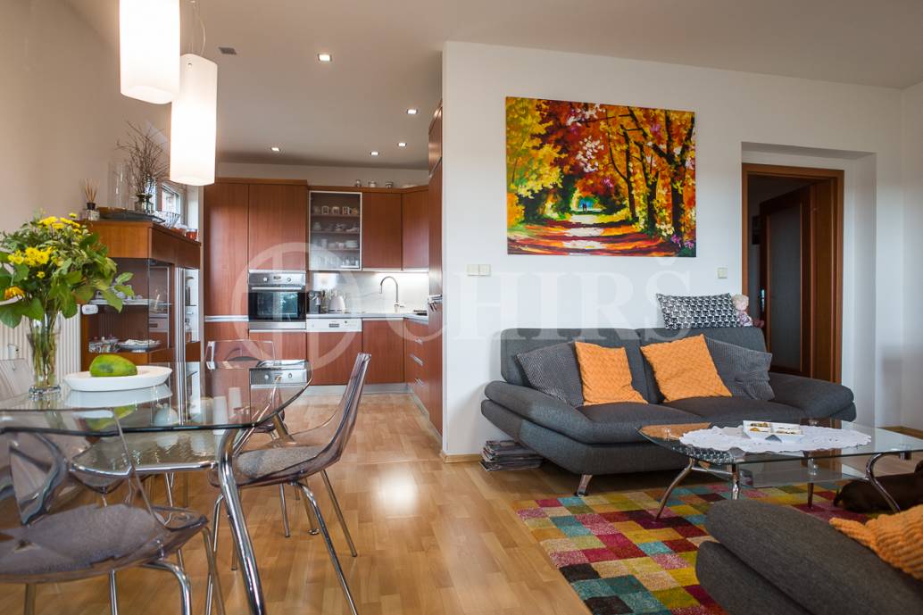 Prodej bytu 4+kk/T/GS, 105 m2 + 58 m2 terasa, Holubí 7, Praha 6 - Suchdol