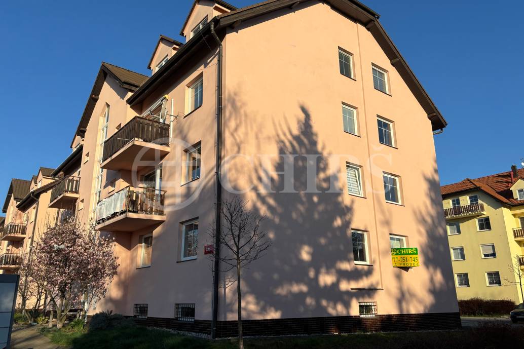 Prodej bytu 3+1, OV, 64 m2, ul. Žlutá, Chrášťany, okr. Praha-západ, Středočeský kraj