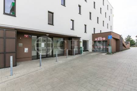 Pronájem bytu 1+kk s balkonem a 2x parkovacím stáním, OV, 59m2, ul. Soukalova 2212/6b, Praha 4 - Modřany