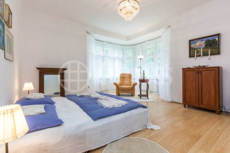 Prodej vily, OV, 233m2, ul. V Dolích 308, Praha západ – Černošice