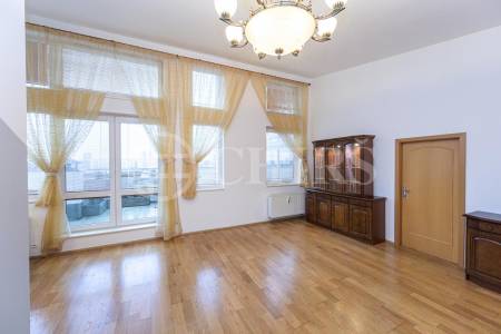 Pronájem bytu 5+kk s terasou a 2x garážovým stáním, OV, 129m2, ul. Harmonická 1379/1, Praha 5 - Stodůlky