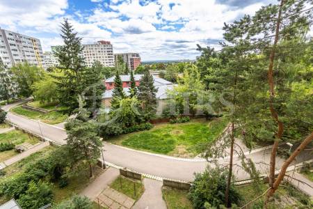Prodej bytu 3+1 s lodžií a sklepem, OV, 81m2, ul. Píškova 1953/26, Praha 5 - Lužiny