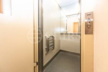 Pronájem  bytu 2+kk s balkonem, 53m2, ul. Mostecká, Praha 1- Malá Strana