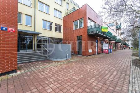 Prodej bytu 3+kk s balkonem, sklepem a garážovým stáním, OV, 102m2, ul. Voskovcova 1130/26, Praha 5 - Barrandov