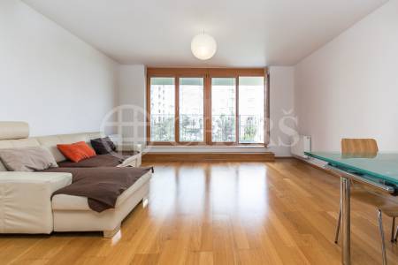 Pronájem bytu 4+kk/T/GS, OV, 95m2, ul. Dismanova 2625/6, Praha 13 - Hůrka