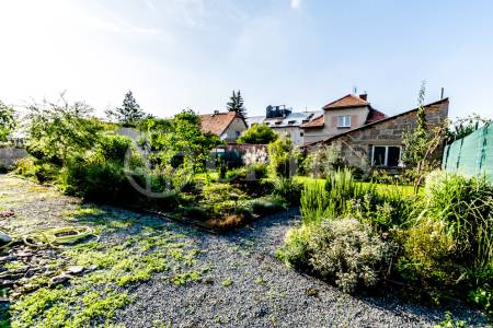 Pronájem rodinného domu 6+kk, OV, 200 m2, ul. Bavorovská 672/7, Praha 4 - Písnice