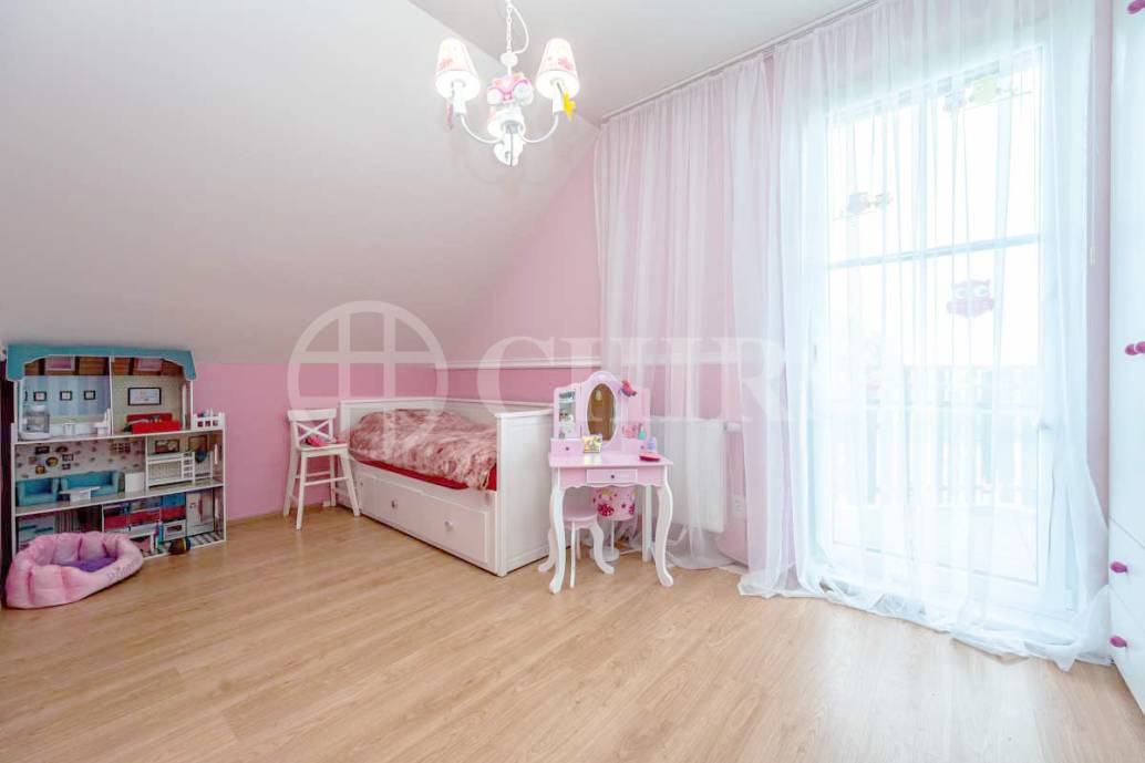 Prodej rodinného domu 4+1 s balkonem a terasou, OV, 153m2, Na Vrbici 595, Jesenice - Osnice