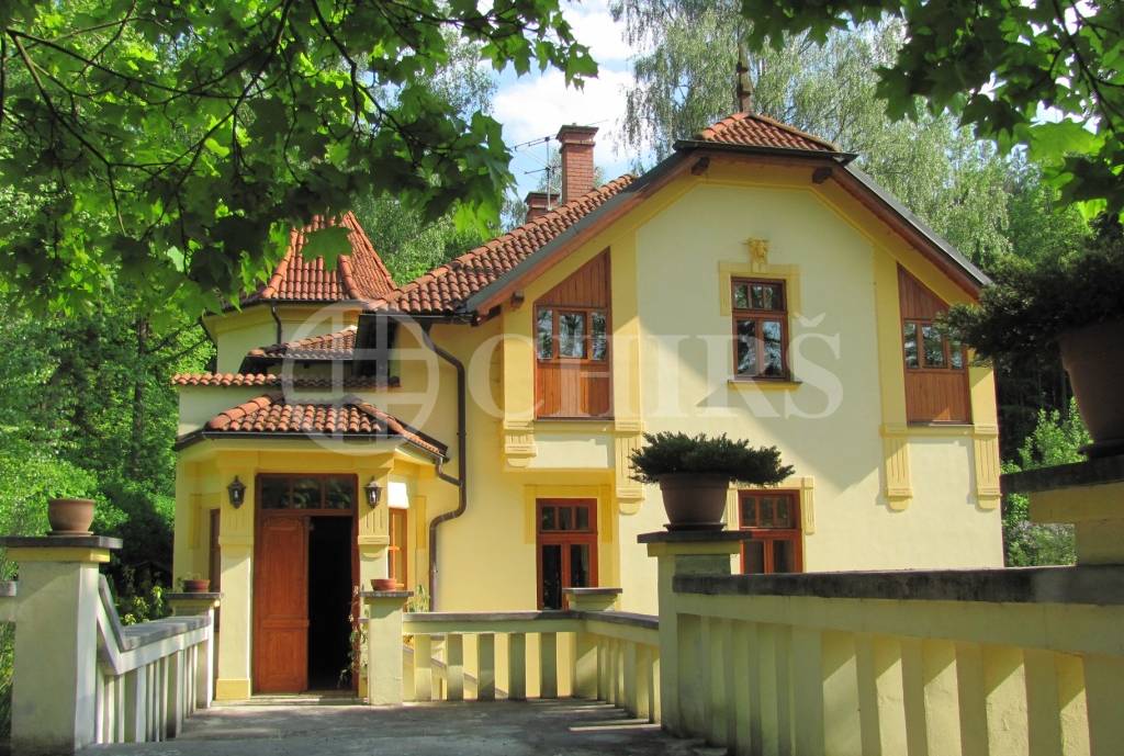 Prodej rodinného domu OV, 382m2, V Zátiší 84, Senohraby