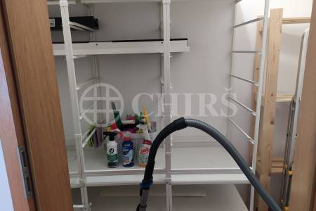 Pronájem bytu 3+kk s lodžií, balkonem, garážovým stáním a sklepem, OV, 78m2, ul. Nad Dalejským údolím 2688/1, Praha 5 - Stodůlky