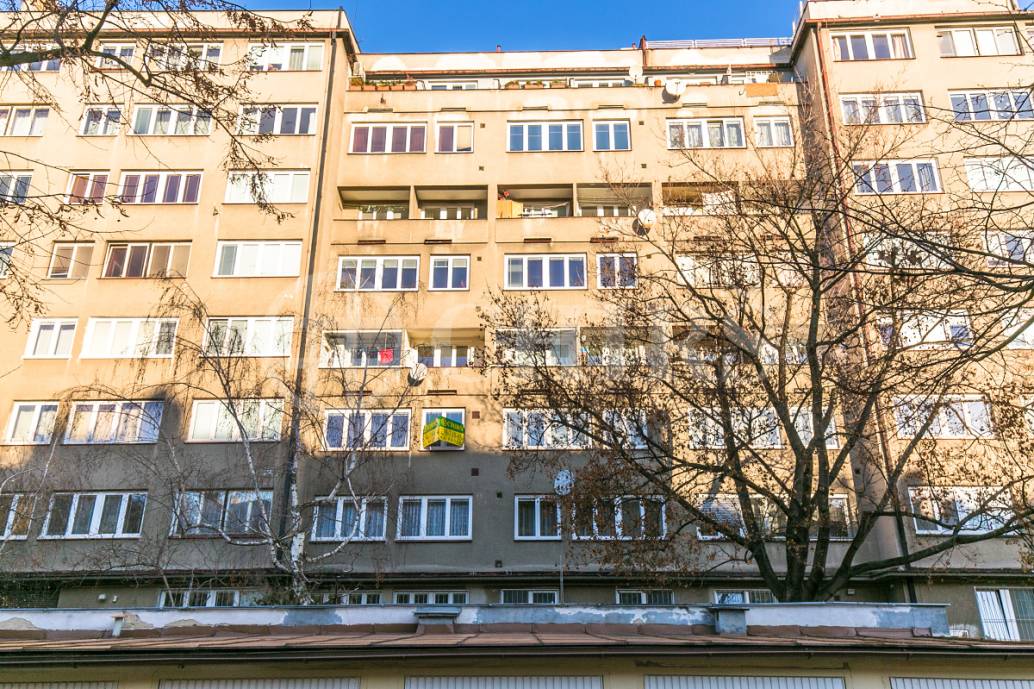 Prodej bytu 3+1, OV, 74m2, ul. Bulharská 1401/38, Praha 10 - Vršovice