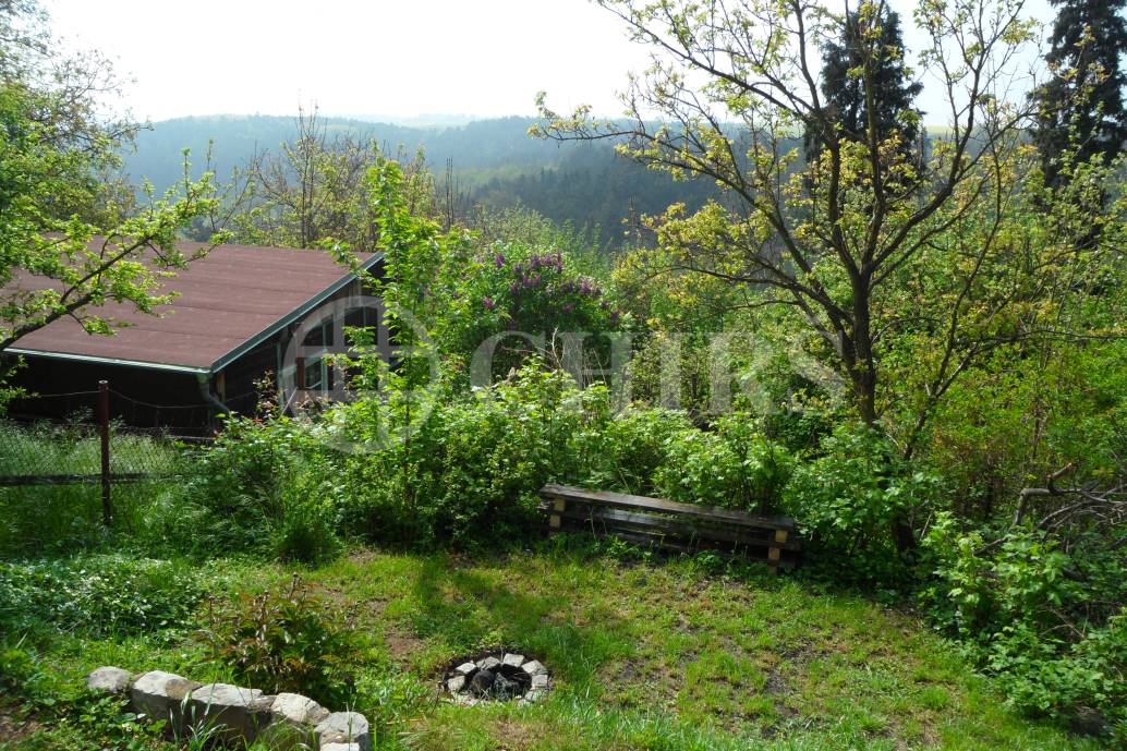 Prodej zrekonstruované chaty 2+1/Z, OV, 49m2, Praha 5 - Slivenec