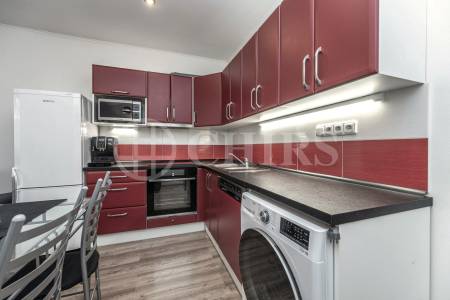 Pronájem bytu 2+kk, OV, 48m2, ul. Nad Primaskou 895/43, Praha 10 - Strašnice