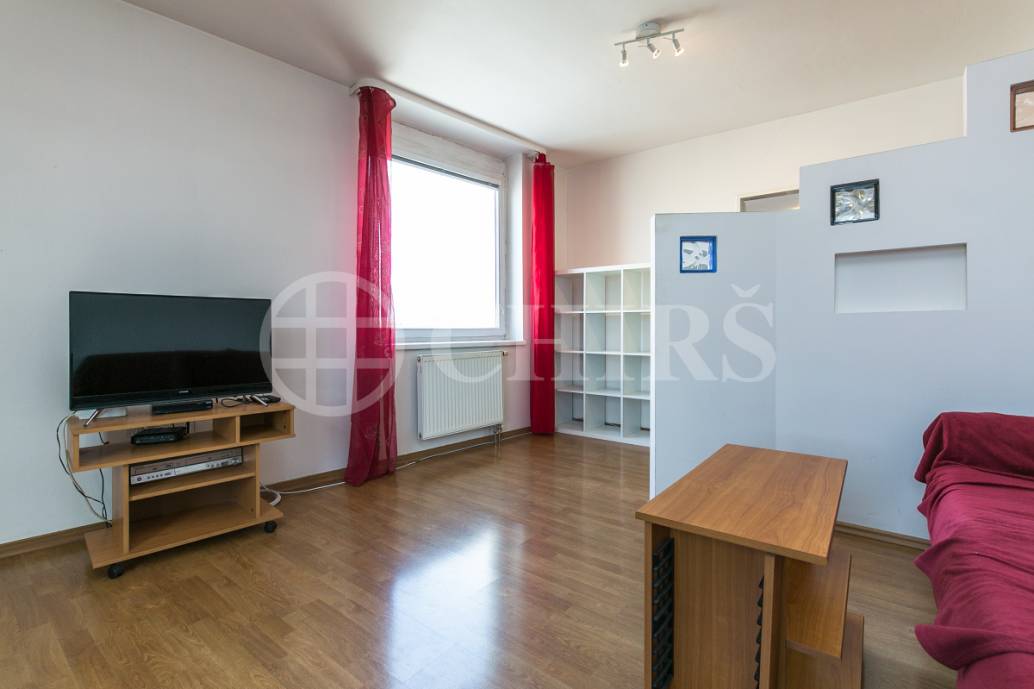 Pronájem bytu 2+1 s balkonem, OV, 66m2, ul. Sluneční nám. 2563/1, Praha 5 - Stodůlky