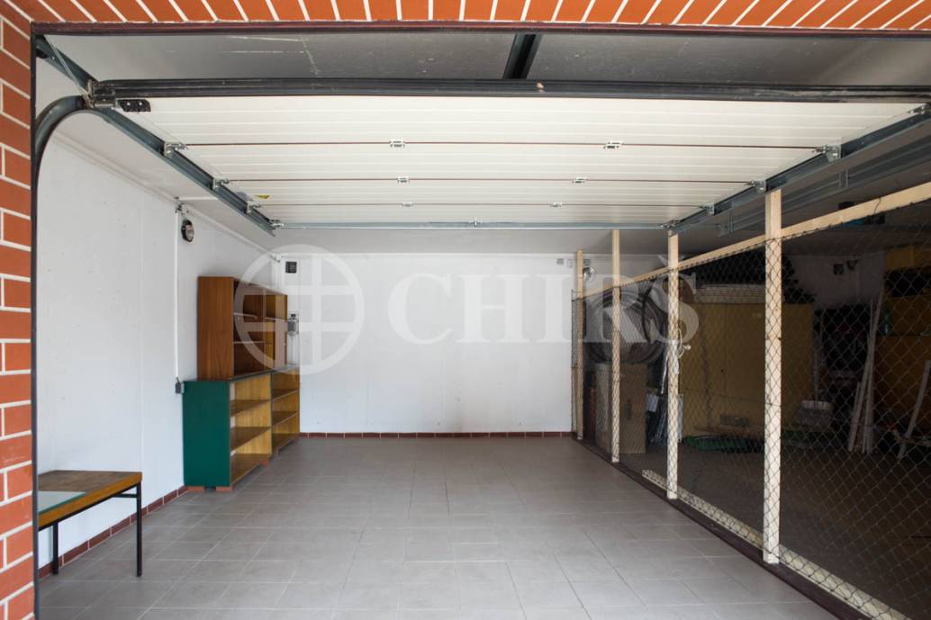 Pronájem garáže, OV, 24m2, ul. Patočkova, P-6 Střešovice