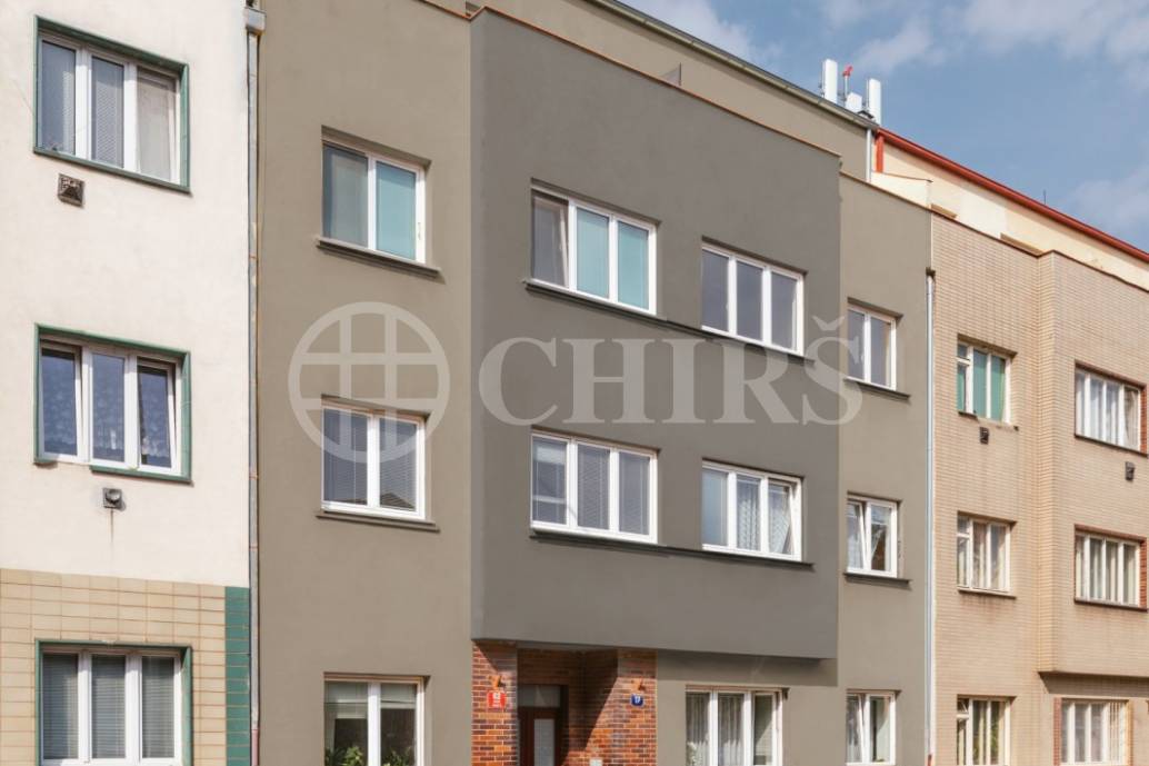Prodej bytu 1+kk, OV, 20,5 m2, ul. Hanusova 62/17, Praha 4 - Michle