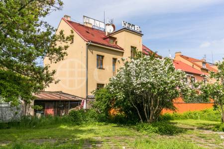 Prodej komerčního objektu, OV, 483 m2, Konzumní 253/14, Praha 9 - Hloubětín 