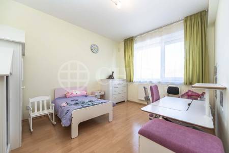 Prodej rodinného domu 5+kk s balkonem, garáží a zahradou, ul. Dělená 961/4, Praha 5 - Řeporyje