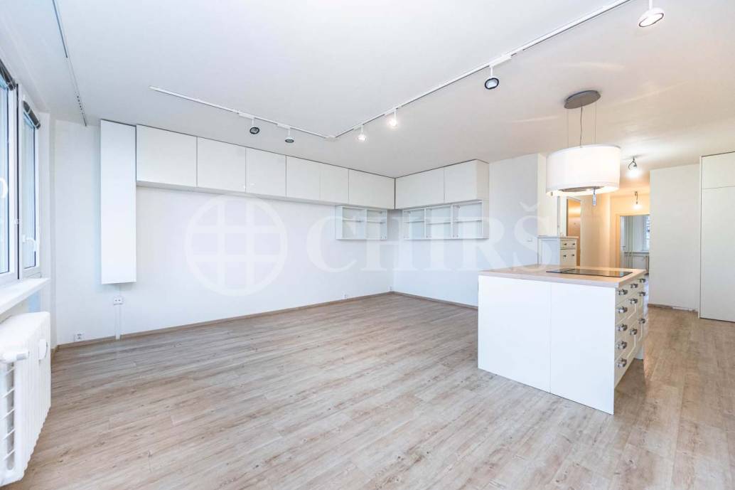 Pronájem bytu 3+kk s lodžií a sklepem, OV, 83m2, ul. Petržílkova 2486/46, Praha 5 - Stodůlky