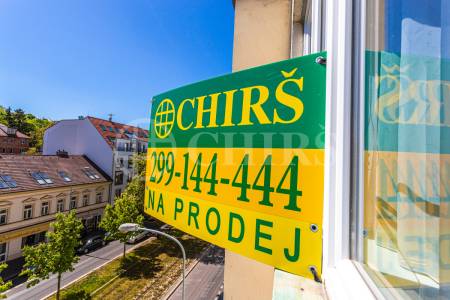 Prodej bytu 1+kk, OV, 32m2, ul. Bělohorská 1427/100, P-6 Břevnov