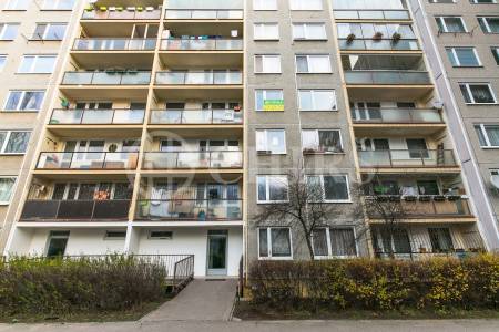 Prodej bytu 2+kk, OV, 43m2, ul. Přecechtělova 2239/3, Praha 5 - Velká Ohrada