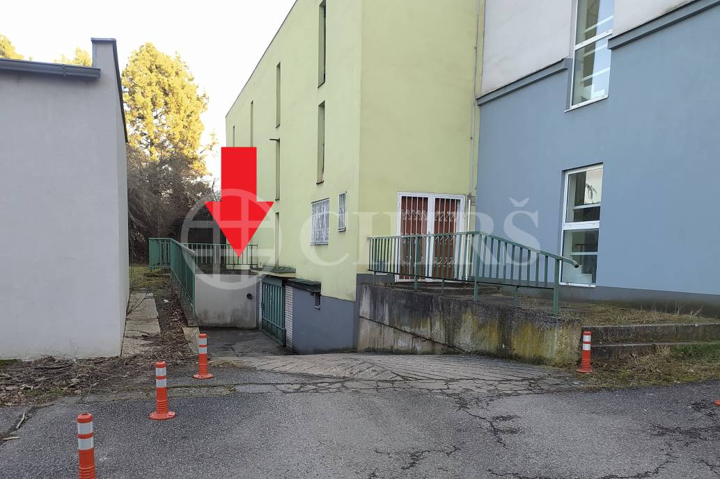 Prodej garáže, OV, 18 m2, ul. Nušlova 2515/4, Praha 5 - Stodůlky