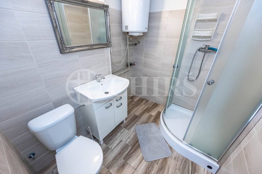 Prodej vícegeneračního rodinného domu s garáží, OV, U Cikánky 370/20, Stodůlky-Praha 5