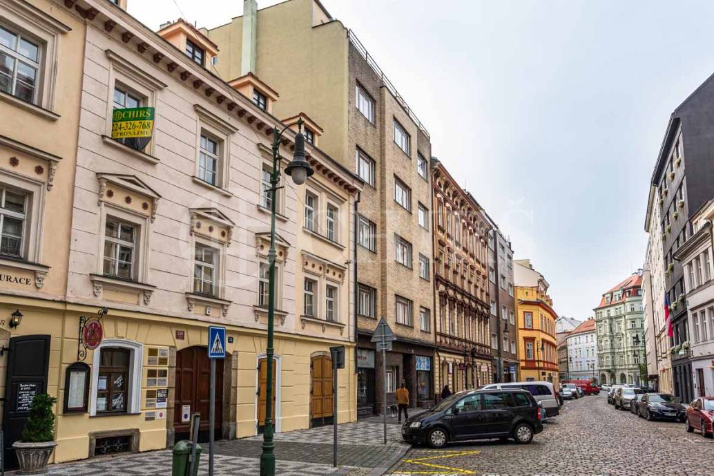 Pronájem bytu 4+kk, OV, 136m2, ul. Petrská 1136/12, Praha 1 - Nové Město