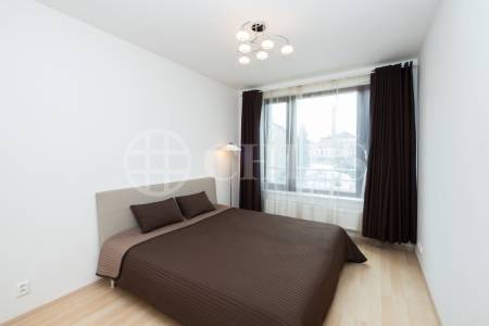 Prodej bytu 2+kk s lodžií a sklepem, OV, 60 m2, ul. Musílkova 1311/5b, Praha 5 - Košíře