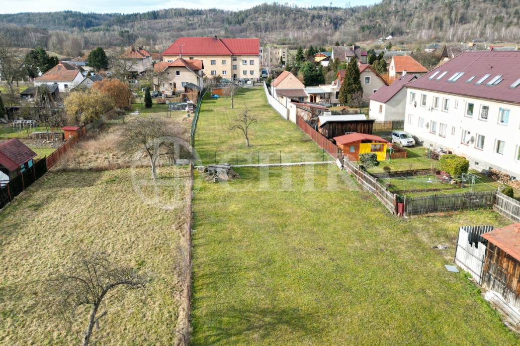 Prodej zasíťovaného stavebního pozemku, OV, 1542m2, obec Blatno u Podbořan, okr. Louny