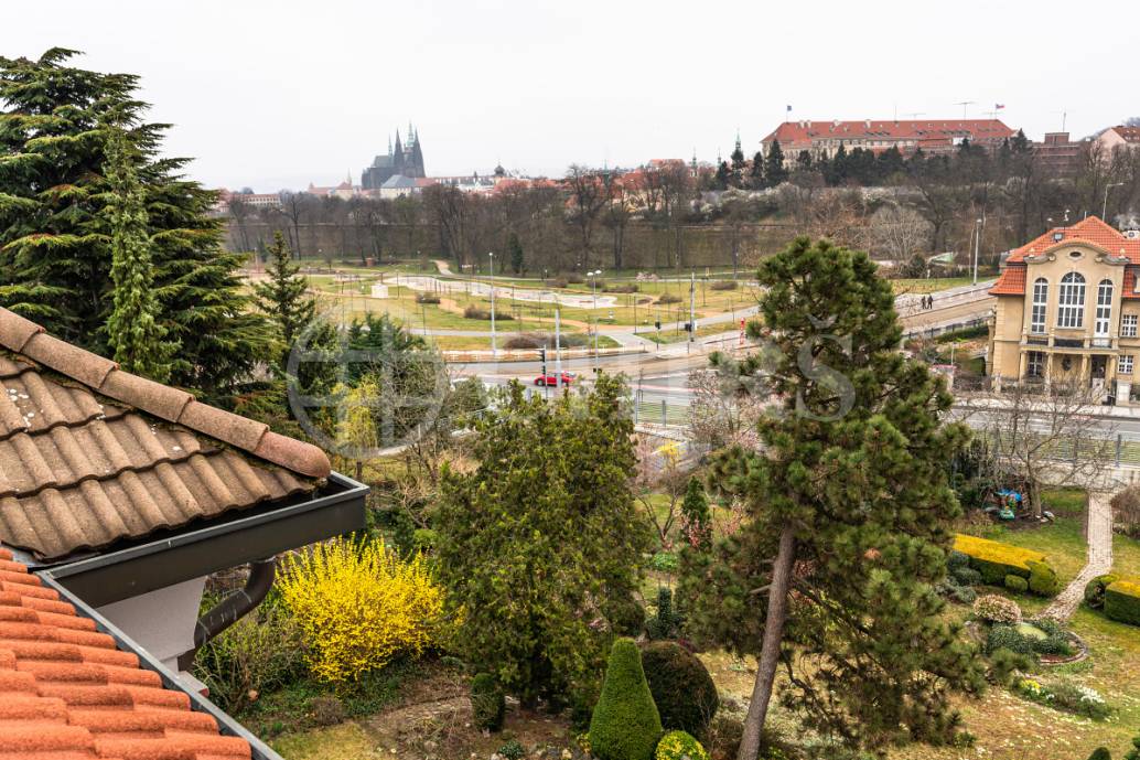 Pronájem bytu 2+kk, OV, 40m2, ul. Nad Octárnou, P-6 Střešovice