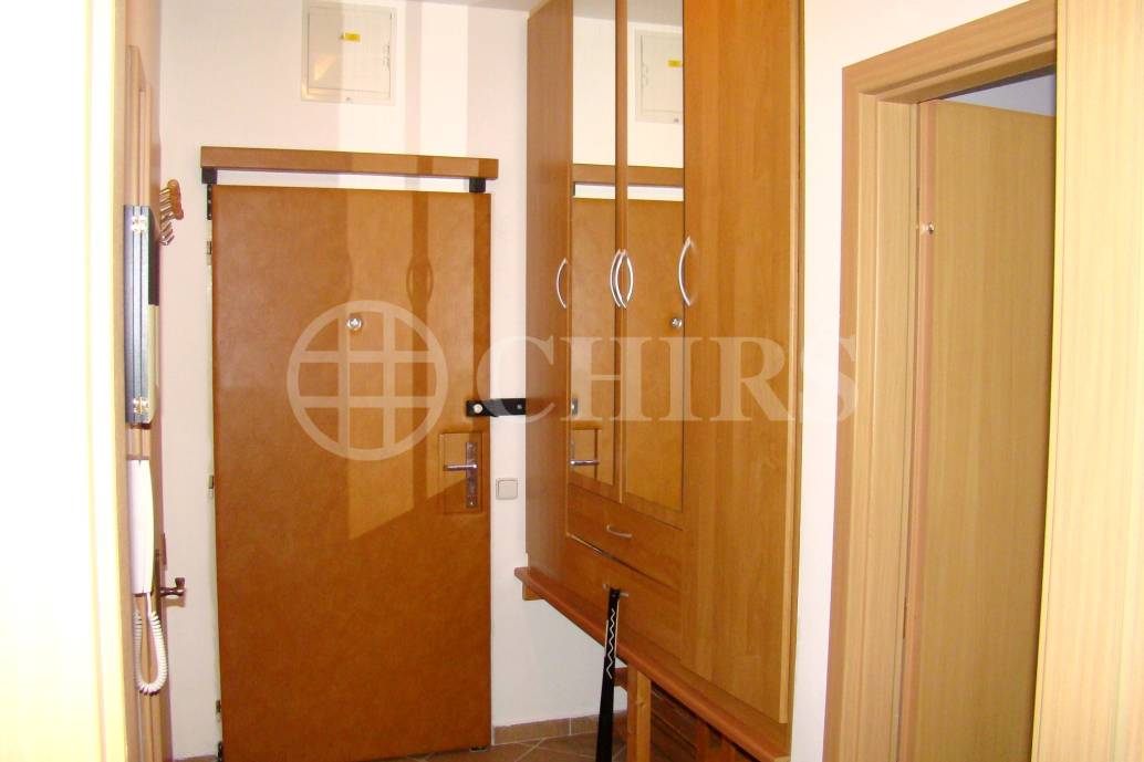 Pronájem bytu 2+kk/B, OV, 52m2, ul. Voskovcova 1130/26, Praha 5 – Barrandov