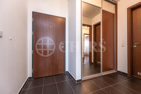 Pronájem bytu 3+kk s lodžií, OV, 90m2, ul. Jeremiášova 2722/2b, Praha 5 - Stodůlky