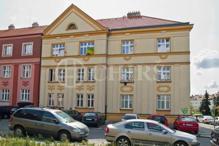 Prodej bytu 2+1, OV, 97m2, ul. Pod Rapidem 491/8, Praha 10 - Strašnice