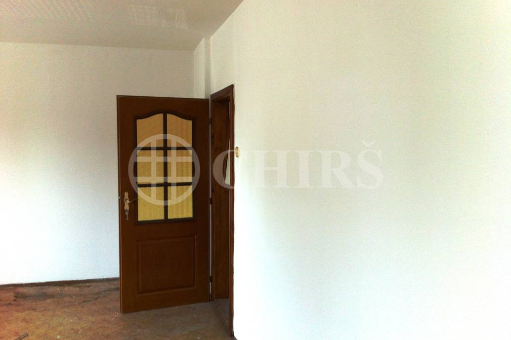 Prodej bytu 4+1/4xB, OV, 126m2 + půda, ul. U Malvazinky 150/24, Praha 5 - Smíchov