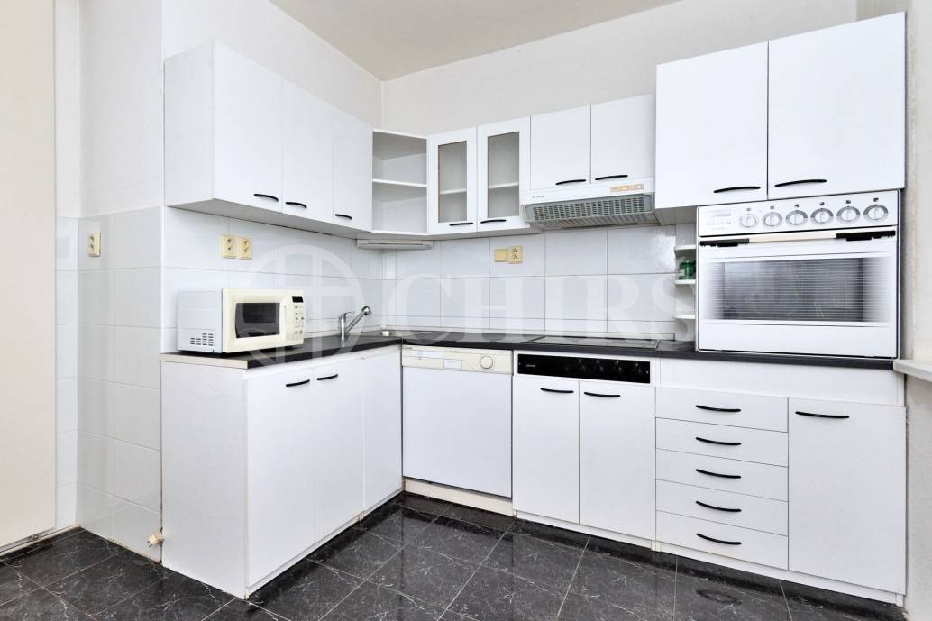 Predaj 2-izbového bytu s balkónom, OV, 62m2, ul. Štefunkova 3143/13, Bratislava - Ružinov