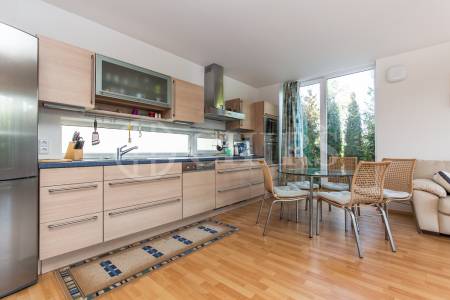 Prodej ŘRD 4+kk, OV, 125m2, ul. Východní 381, Praha západ - Chýně