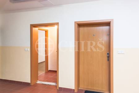 Prodej bytu 2+kk, OV, 41 m2, Komenského, Šestajovice 