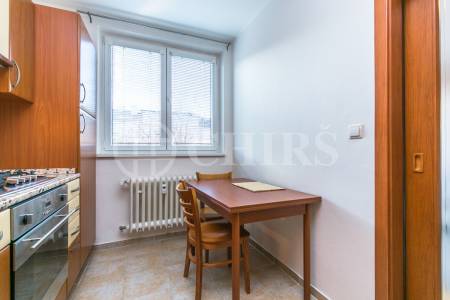 Prodej bytu 3+1, OV, 74m2, ul. Bulharská 1401/38, Praha 10 - Vršovice