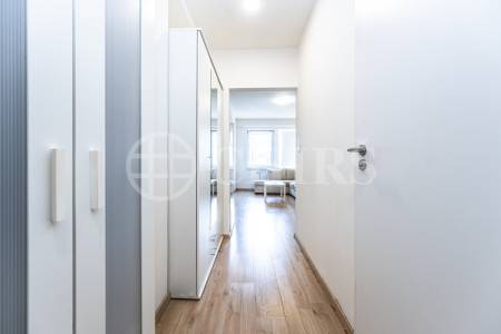 Prodej bytu 1+kk, OV, 40,8 m2, ul. Peroutkova 531/81, Praha 5 - Jinonice