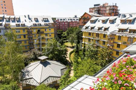 Prodej bytu 4+kk s terasou, OV, 186m2, ul. Na Okraji 439/46A, Praha 6 - Veleslavín