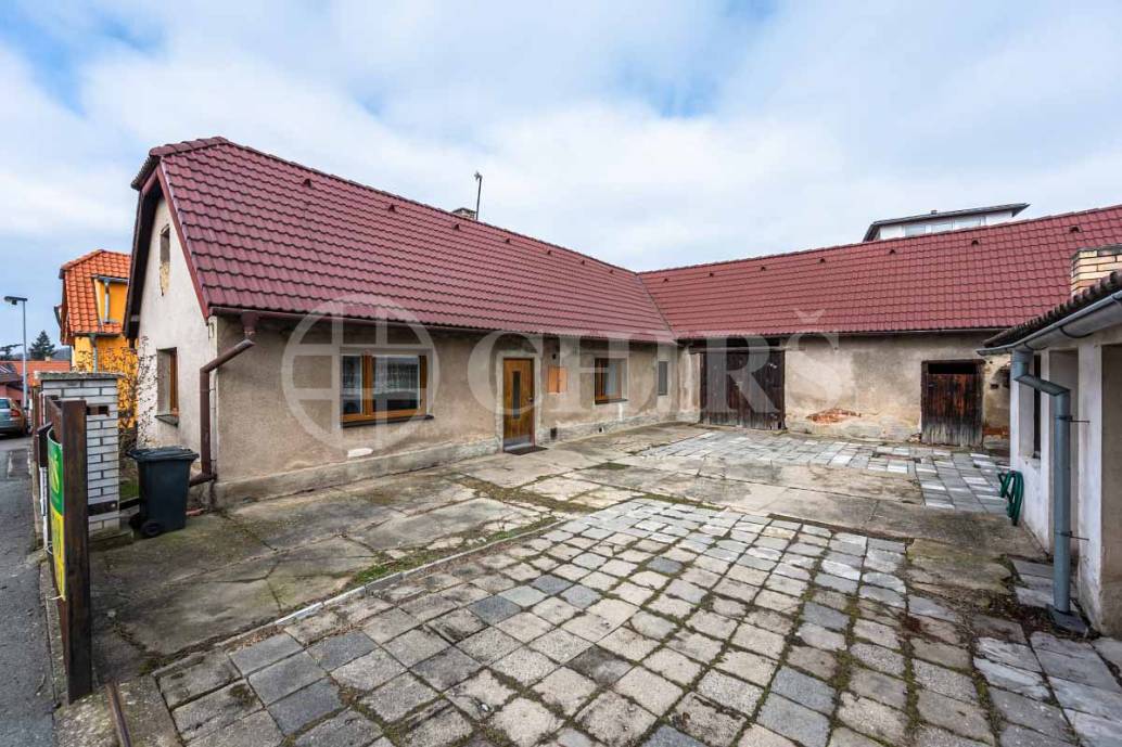 Prodej pozemku, 388m2, ul. K Výboru 42, Praha 12 - Točná