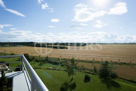 Prodej bytu 4+kk/T/GS, 105 m2 + 58 m2 terasa, Holubí 7, Praha 6 - Suchdol