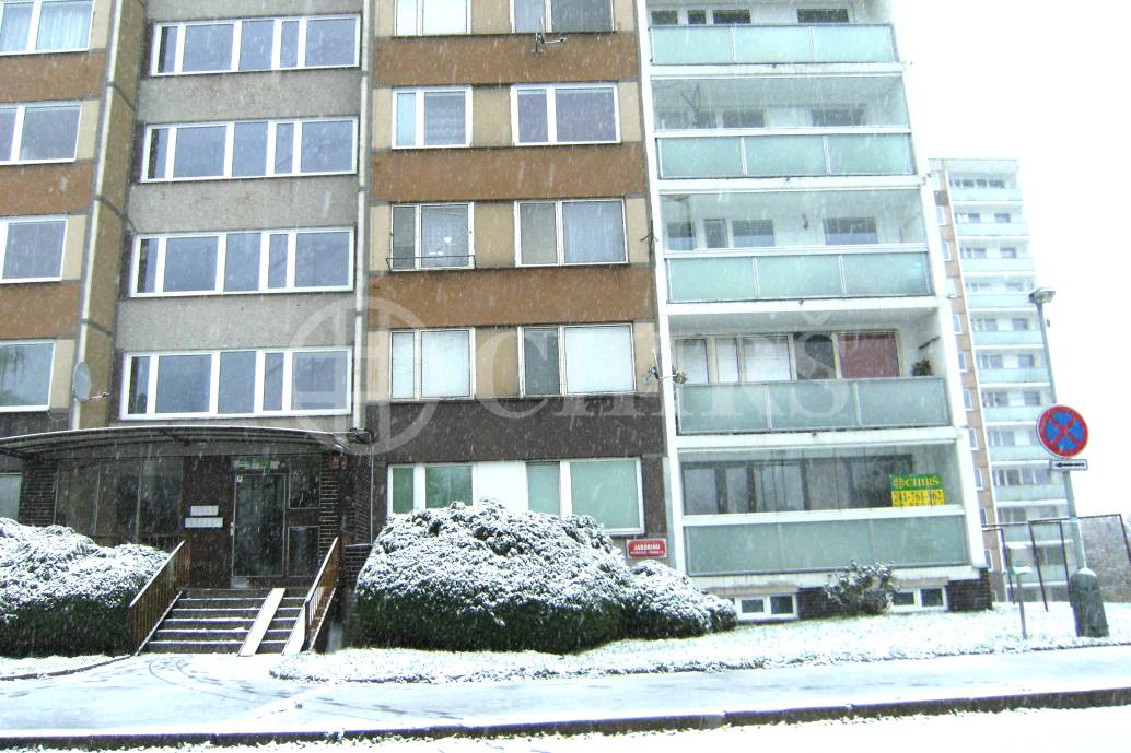 Pronájem bytu 3+1/L, OV, 72 m2, ul. Jakobiho 326, P-10  Petrovice