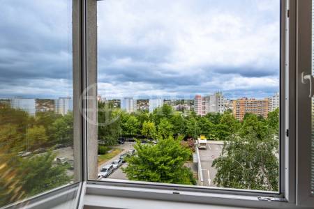 Prodej bytu 3+kk s lodžií a sklepem, OV, 75m2, ul. Brdičkova 1907/29, Praha 13 - Stodůlky