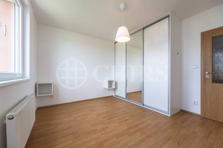 Pronájem řadového domu 4+kk, OV, 100 m2, zahrada 239 m2, Drahelčice, Praha - západ