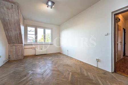 Prodej bytu 2+1, DV, 54m2, ul. Volavkova 1847/15, Praha 6 - Petřiny