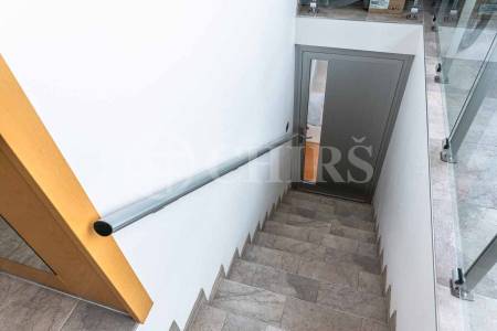 Pronájem bytu 2+kk s balkonem, OV, 63 m2, ul. Na Záhonech 1384/69, Praha 4 - Michle