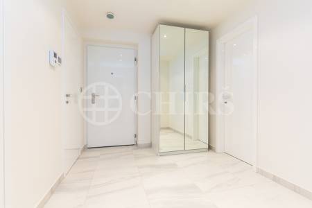 Pronájem bytu 2+kk s lodžií a garážovým stáním, OV, 66m2, ul. U Nikolajky 3325/34, Praha 5 - Smíchov